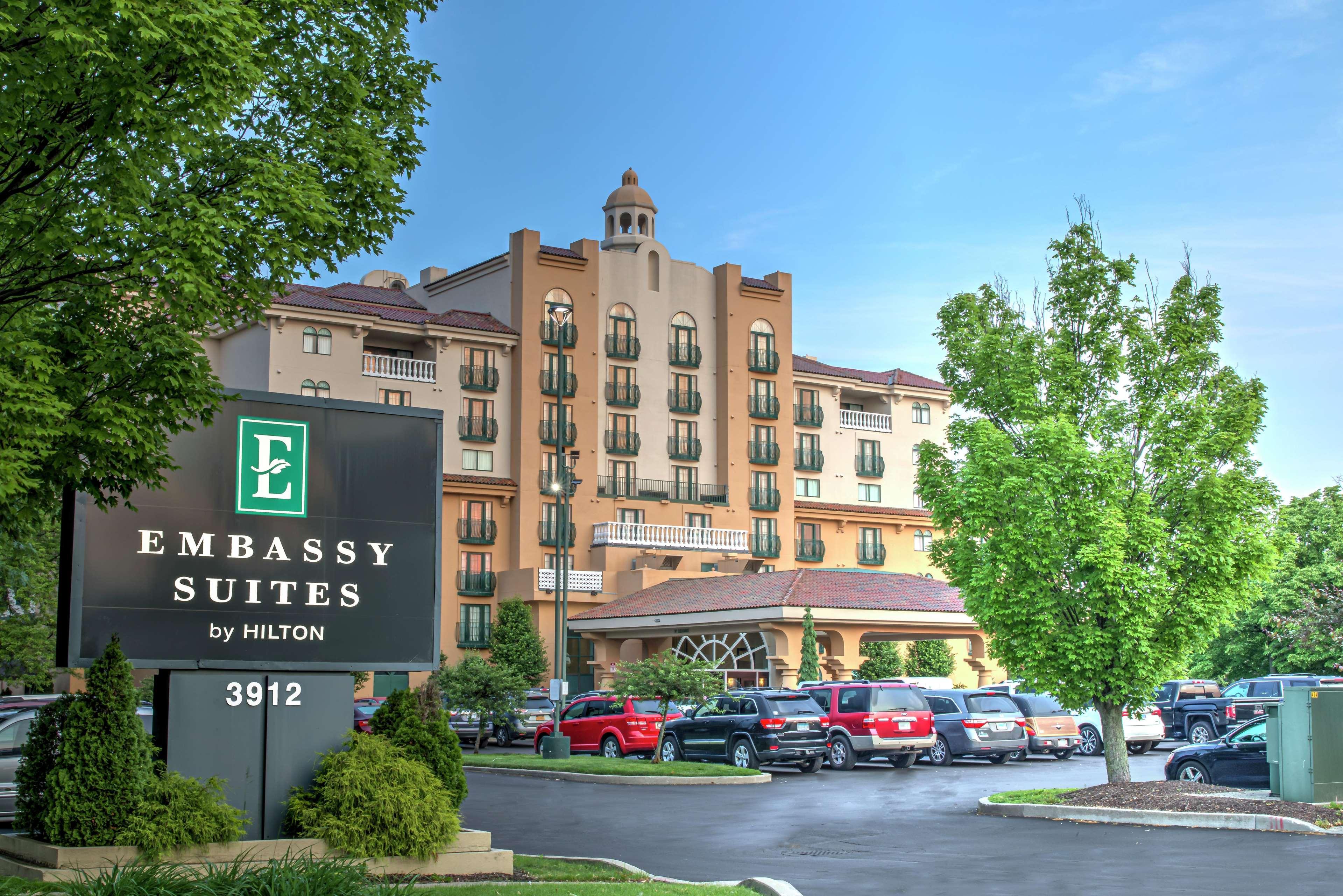 Embassy Suites By Hilton Indianapolis North Exterior photo